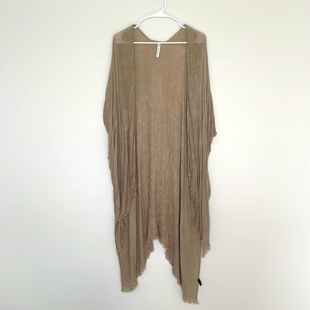 Dressy shall, perfect for an outfit statement!